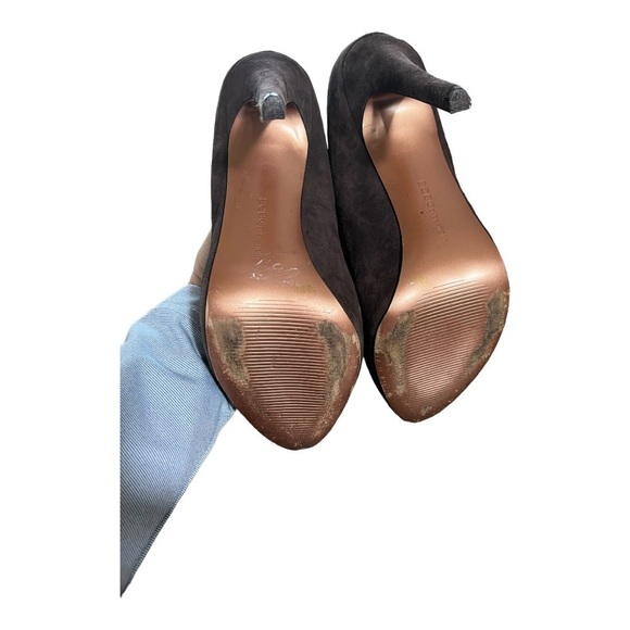 BCBG Paulie Suede heels brown size 7.5 - Picture 9 of 15